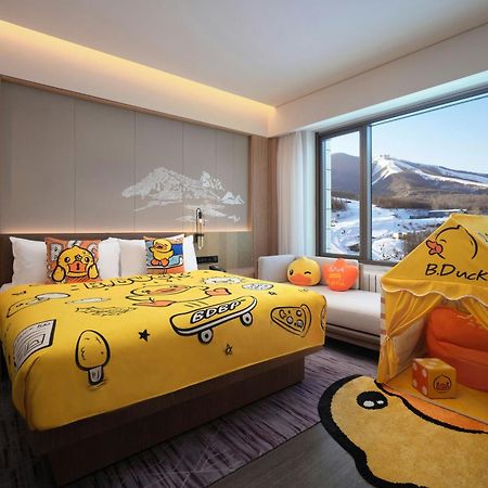 Отель Courtyard By Marriott Chongli Zhangjiakou Экстерьер фото