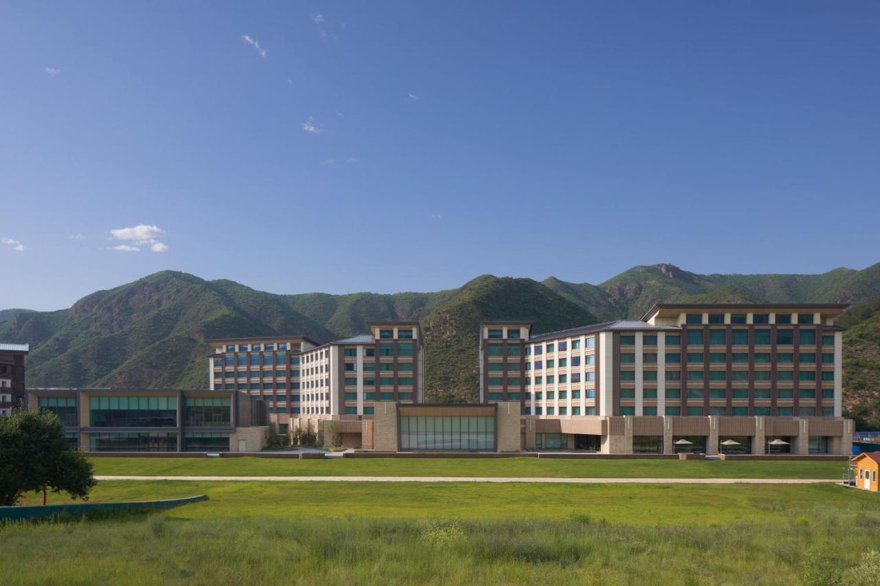 Отель Courtyard By Marriott Chongli Zhangjiakou Экстерьер фото